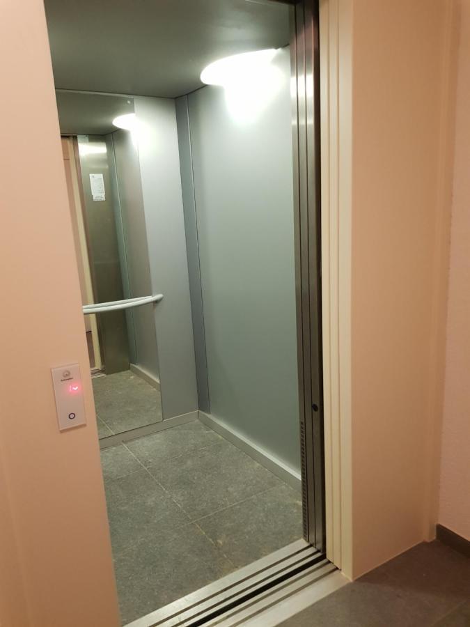 Koksijde Zeedijk La Digue 102 Appartement Met Garage - Lateraal Zeezicht Εξωτερικό φωτογραφία